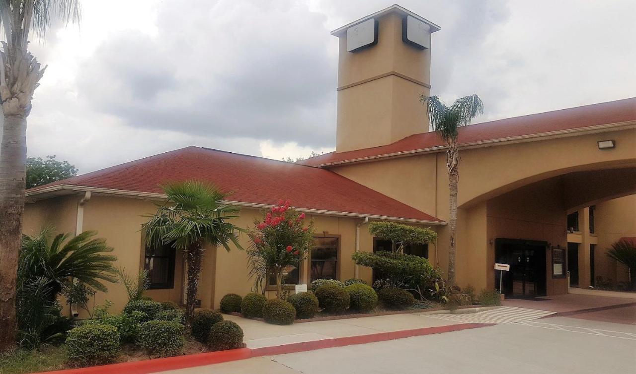 Red Roof & Houston - Humble/iah Airport Motel Humble